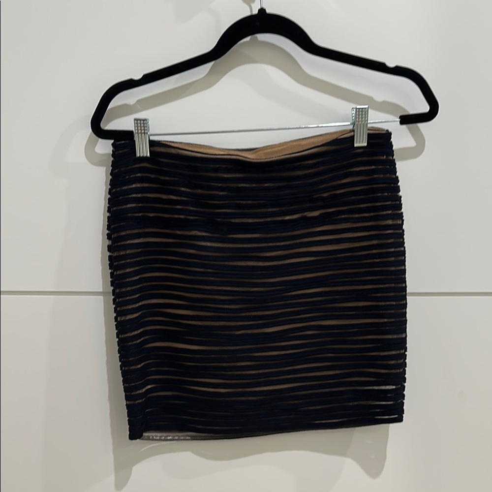 Elegant fitted Dark navy blue SKIRT with nude lining